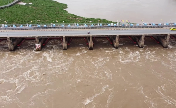 "เขื่อนเจ้าพระยา" ปรับลดการระบายน้ำ เพื่อลดผลกระทบพื้นที่ท้ายเขื่อน