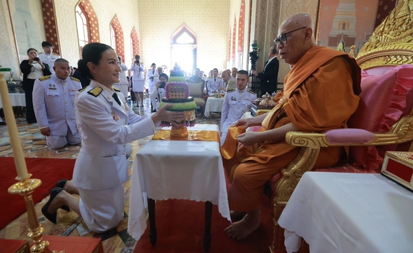 รมว.ศึกษาฯ “นฤมล” นำบำเพ็ญกุศลถวาย ร.5 เนื่องในวันปิยมหาราช