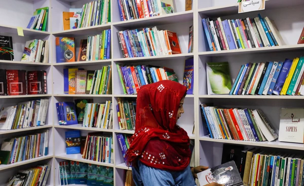 ตาลีบันแบนหนังสือที่ผู้หญิงเขียน สั่งห้ามสอนวิชาสิทธิมนุษยชน