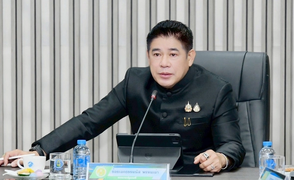 ธรรมนัส สั่งเร่งระบายน้ำเจ้าพระยาออกทะเลให้เร็วที่สุด 