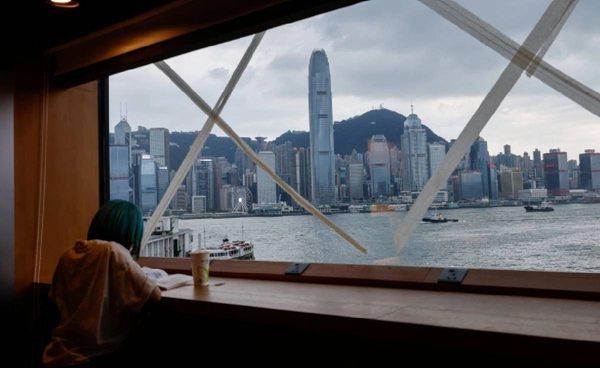 ส่อง “ฮ่องกง” รับศึกพายุวิภา แรงเทียบเท่าไต้ฝุ่นระดับ 10  อพยพ-ปิดเมือง-ซ่อมข้ามคืน