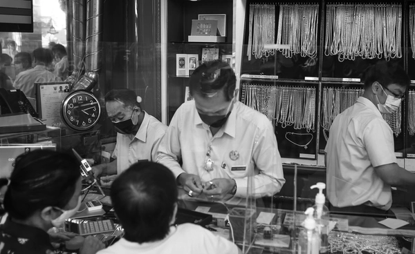 ราคาทองคำวันนี้ 25 ต.ค. 2568 เปิดตลาดปรับขึ้น 600 บาท รูปพรรณขายออก 64,500 บาท