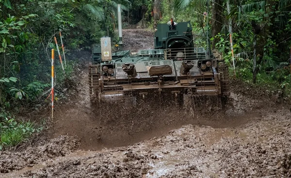 สหรัฐฯ เตรียมสาธิตยานเกราะไร้คนขับรุ่นใหม่ AMPV โดยบริษัท BAE Systems และ Forterra ในปีหน้า