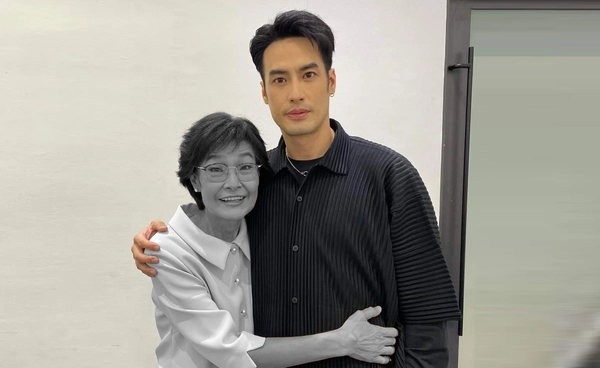 ครอบครัวฉัตรบริรักษ์ สภาพจิตใจยังไม่พร้อมตอบคำถาม หลังสูญเสียคุณแม่งามทิพย์