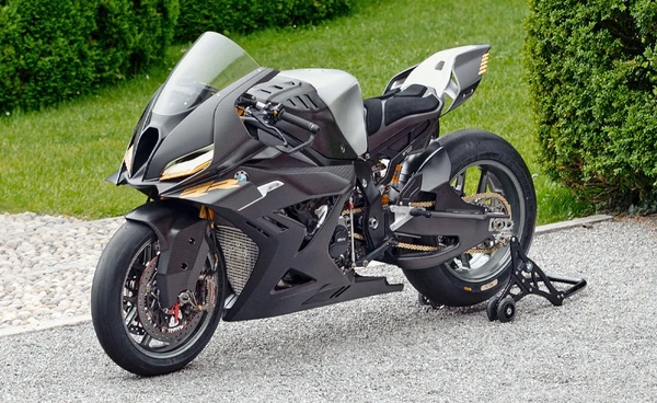 BMW เปิดตัว Concept RR ซูเปอร์ไบค์เจเนอเรชันที่ 6 โฉมใหม่แห่งอนาคต