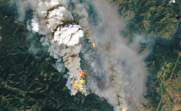 เมื่อผืนป่ากลายเป็นทะเลเพลิง  โลกทั้งใบไหม้ไปพร้อมกัน