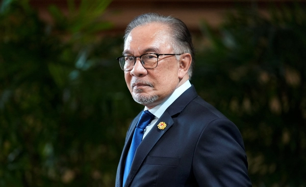 ผู้นำมาเลเซียประกาศแจกเงิน ลดราคาน้ำมัน บรรเทาค่าครองชีพ