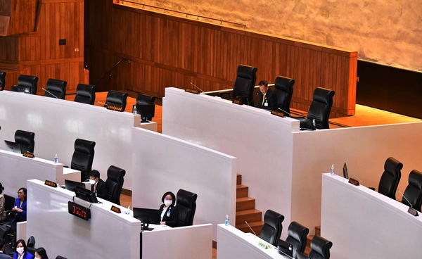 ยุบสภา คืออะไร ทำไมไทยต้องใช้ทางออกนี้