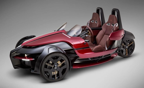 “Yamaha” เผยโฉม “รถสามล้อ” TRICERA ขับเคลื่อนไฟฟ้า เปิดโล่ง นั่งได้ 2 คน