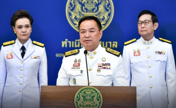 "อนุทิน" ย้ำยุบสภาสิ้นเดือนมกราคม 2569  เดินหน้าเร่งแก้เศรษฐกิจ ดัน "คนละครึ่ง"  ลดค่าครองชีพ 