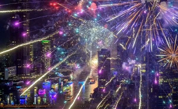 “กรุงเทพฯ” ติดโผจุดหมายปลายทางที่ต้องเช็กอิน ชมแสงสีเสียงส่งท้ายปีต้อนรับปีใหม่