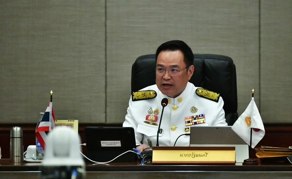 ด่วน! นายกฯ เผยนโยบายรัฐบาล 4 ด้าน ดันคนละครึ่ง-เร่งแก้ชายแดนกัมพูชา พร้อมยุบสภาใน 4 เดือน