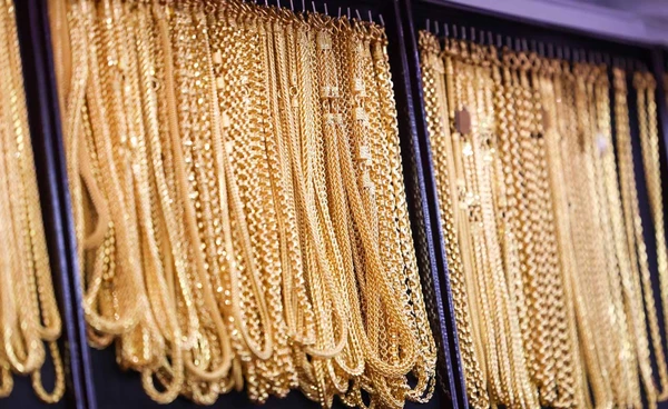 คนไทยแห่ซื้อทอง ติดอันดับ 10 ของโลก จากปัจจัยทิศทางทองคำปีนี้มีแนวโน้มขาขึ้น