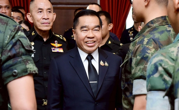 กลาโหมเผยต้องกู้ระเบิด - ถอนอาวุธหนัก ก่อนปล่อยตัวเชลยศึกกัมพูชา 