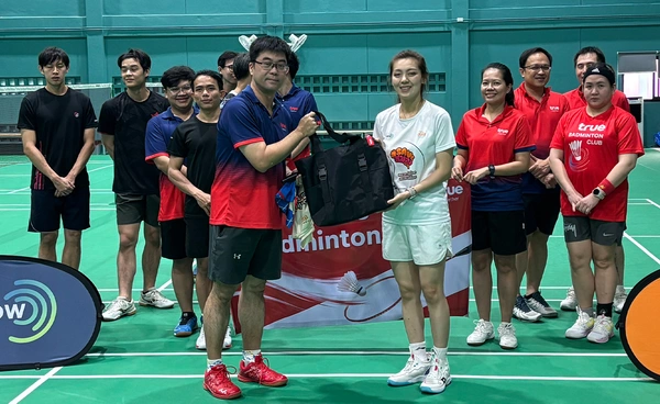 สสส. ผนึกกำลัง ทรู จัดกิจกรรมตีแบดเพื่อหัวน้อง