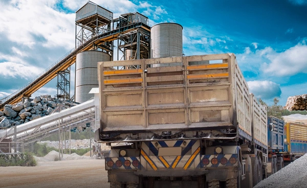 ก่อสร้างเอกชนชะลอ ฉุดอุตฯปูนซีเมนต์ไทยปี 68  หดตัวเหลือ 34.7 ล้านตัน