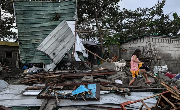 ไต้ฝุ่น “ฟงวอง” จ่อถล่มไต้หวัน หลังถล่ม “ฟิลิปปินส์” พังยับ