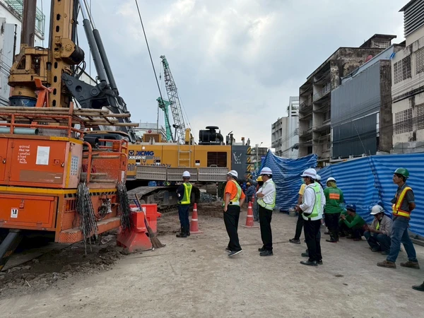สสปท. ลงตรวจจุดดินถล่มทับคนงาน ย้ำลงใต้ดินลึกตั้งแต่ 2 เมตร ต้องมีอุปกรณ์ช่วยชีวิต 