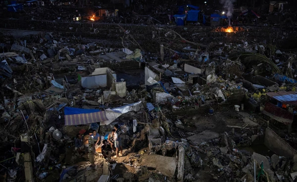 ไต้ฝุ่นคัลแมกีถล่มฟิลิปปินส์ตายเกือบ 190 ก่อนเข้าเวียดนาม อพยพประชาชนหลายแสน