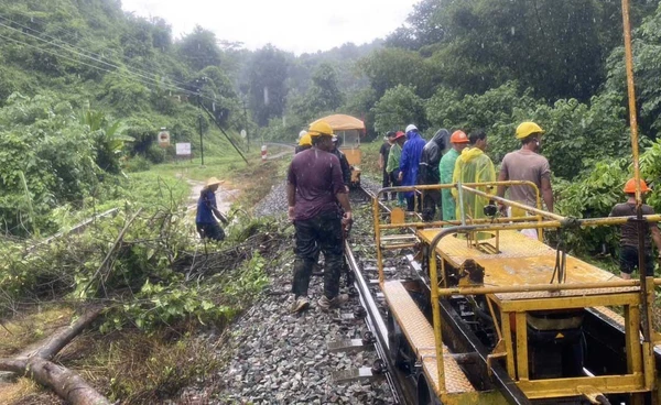 เฝ้าระวังพายุ “หนองฟ้า” การรถไฟฯ ตรวจสอบเส้นทางเดินรถ-พื้นที่เสี่ยงดินสไลด์