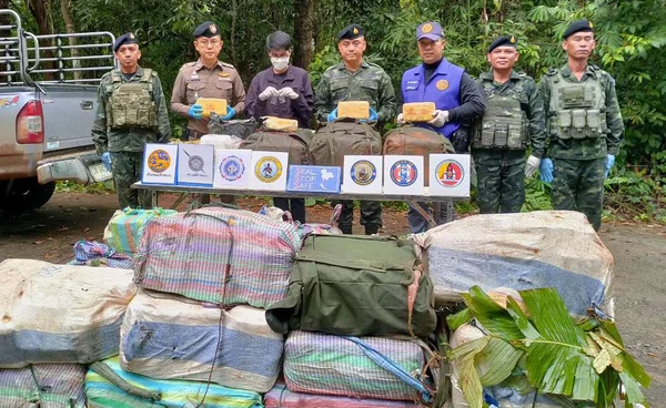 ปะทะเดือดชายแดนเชียงราย ยึดยาบ้า 6 ล้านเม็ด-ไอซ์ 64 กก. 