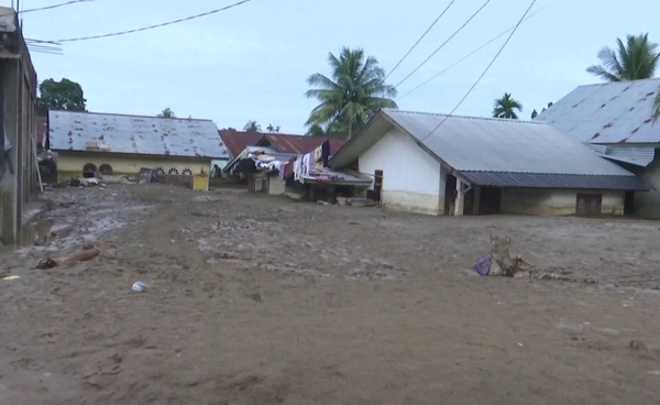 “อินโดนีเซีย”   น้ำท่วมหนัก-ดินถล่ม  เสียชีวิตกว่า 174 ราย