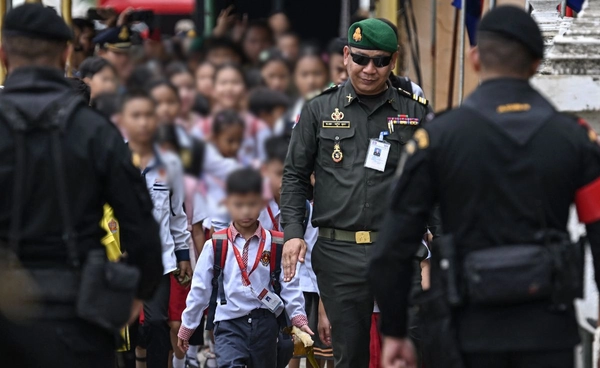 ไทย-กัมพูชา คุมเข้มด่านชายแดน ลำบากสุดคือคนยากจน?