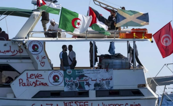 เรือรบอิตาลีหยุดคุ้มกันเรือมนุษยธรรม Flotilla เข้ากาซาแล้ว