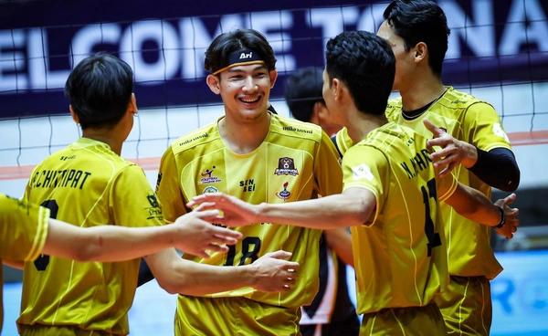 หนุ่มเมืองพล คัมแบ็ค ไทยแลนด์ลีก  คว้าชัยเกมสุดท้าย "ศึกโปรชาเลนจ์"