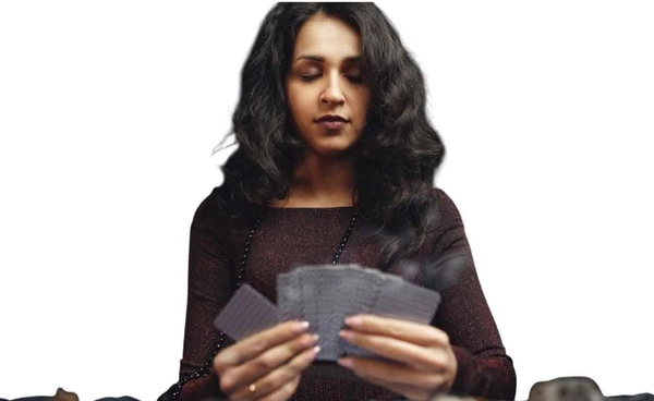 หมอดูทำนายมั่ว สร้างความตกใจ เสี่ยงคุก มีโทษทั้งจำ-ปรับ ?