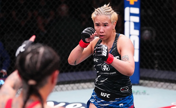 โลมา คว้าชัย 4 ไฟต์ติด พิชิต นูนเญซ ศึก UFC FIGHT NIGHT