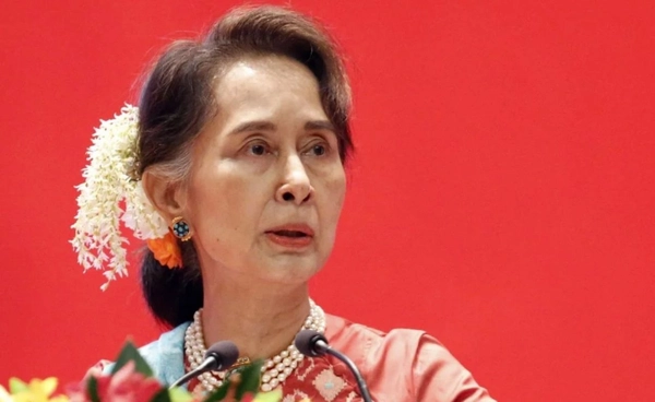 ลูกชาย "อองซาน ซูจี"​ ขอร้องจีนให้ช่วยแม่ออกจากเรือนจำ