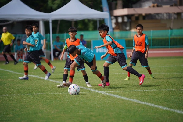 วัดทองสัมฤทธิ์ คว้าชัยเปิดศึกลูกหนังเยาวชน 