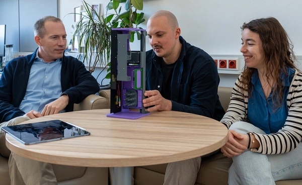 ออสเตรียส่งดาวเทียมควอนตัมคอมพิวเตอร์ตัวแรกของโลก ขึ้นวงโคจรทำงานสำเร็จแล้ว