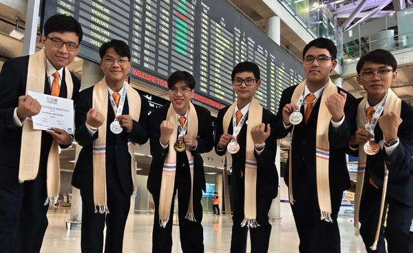เยาวชนไทยคว้า 6 รางวัลจากเวทีคณิตศาสตร์โอลิมปิก IMO 2025