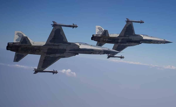 ทอ.ส่ง F-16 สกัดอากาศยานต้องสงสัยอ.พบพระ ชายแดนไทยเมียนมา 