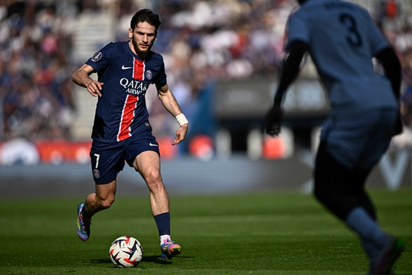 ส่องประวัติ ควิช่า ควารัตส์เคเลีย หนึ่งในปีกซ้ายที่เก่งที่สุดในเวลานี้