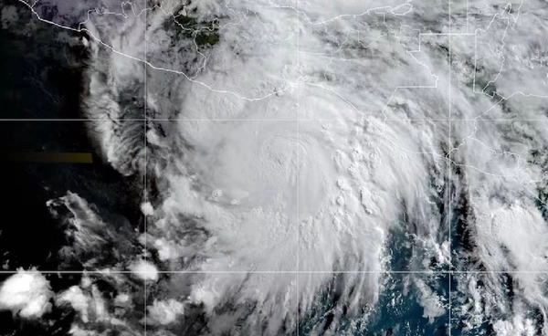 เฮอริเคนเอริกถล่มเม็กซิโก พายุที่ขึ้นฝั่งเร็วที่สุดในประวัติศาสตร์ ของมหาสมุทรแปซิฟิกตะวันออก!