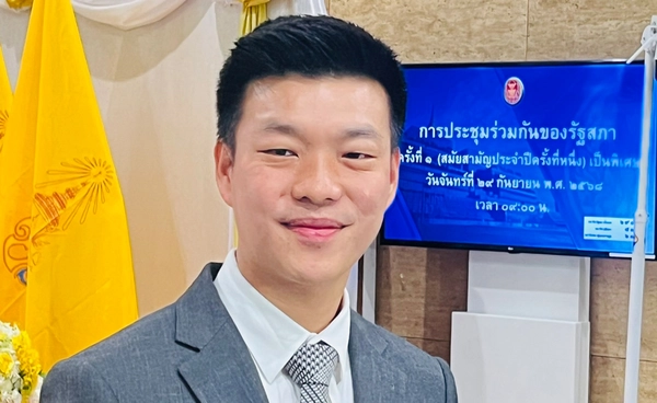 “ณัฐพงษ์” รับคะแนนนิยมลด ขอบคุณ ปชช. เตรียมเปิดโฉม ครม. ปลาย ม.ค.