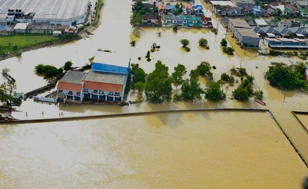 ปภ. อัปเดตโอนเงินเยียวยาน้ำท่วม 9 จังหวัดภาคใต้ 14 รอบ กว่า 1.53 ล้านครัวเรือน