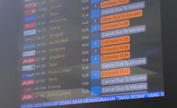 ภูเขาไฟปะทุรุนแรง! ต้องยกเลิกเที่ยวบินสู่บาหลี