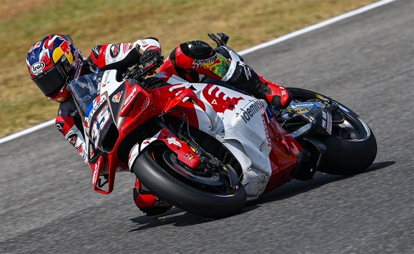 “ก้อง-สมเกียรติ” เริ่มรอบ Q1 “เบซซ์” ทุบสถิติ ฟิลลิป ไอส์แลนด์