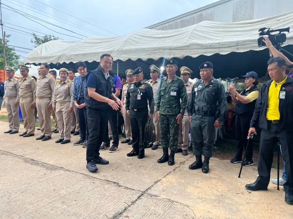 "อนุทิน"ลงพื้นที่ชายแดนอุบลฯ สั่งเตรียมสถานที่พร้อมอพยพ