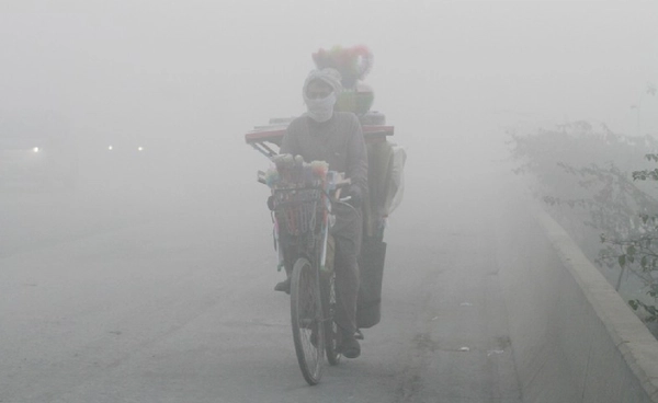 ฝุ่นพิษปกคลุมทั่วปากีสถาน AQI พุ่งทะลุ 422 ปัญหาเรื้อรังที่แก้ไม่เคยหาย