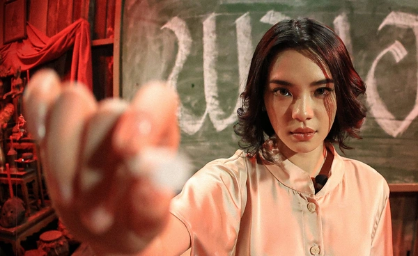มนตร์ดำเขมร ที่สื่อสารผ่านหนัง "พนอ" สะท้อนบริบทสังคมชายแดน ไทย-กัมพูชา 