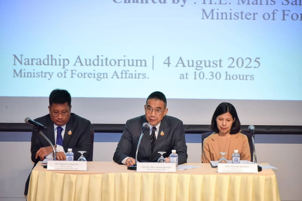 มาริษแจงทูตต่างประเทศในไทย ย้ำกัมพูชาเริ่มความขัดแย้ง