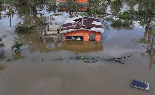 “จาเมกา” พังพินาศทั้งเกาะ หลังเจอเฮอริเคน “เมลิสซา” ถล่ม เสียหายกว่า 1.9 ล้านล้านบาท