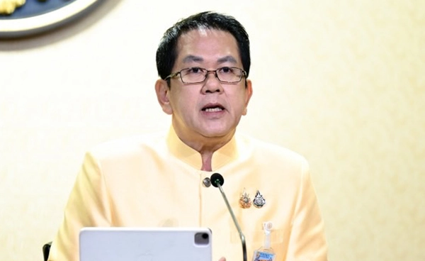 รัฐบาลไทยปฏิเสธข้อกล่าวหาใช้ระเบิดคลัสเตอร์ ย้ำยึดหลักสุภาพบุรุษทางทหาร