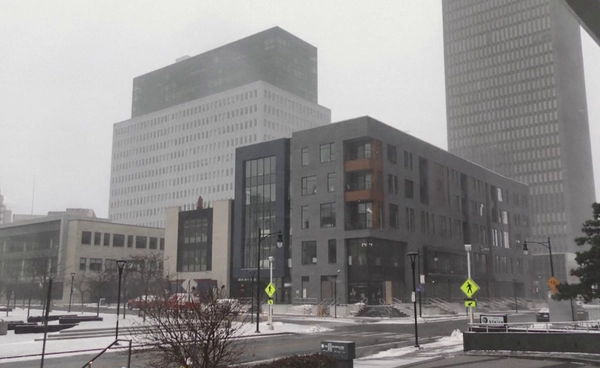 “นิวยอร์ก” สหรัฐฯ ประกาศภาวะฉุกเฉิน รับมือพายุหิมะ