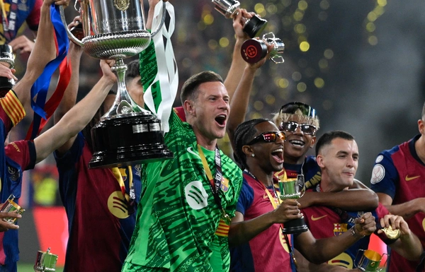 บาร์ซ่าสั่งปลด 'แทร์ ชเตเก้น' จากตำแหน่งกัปตันทีมแล้ว